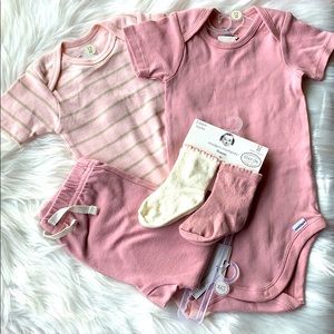 NWT -Baby Girl Matching Outfit Set | Onesies Socks